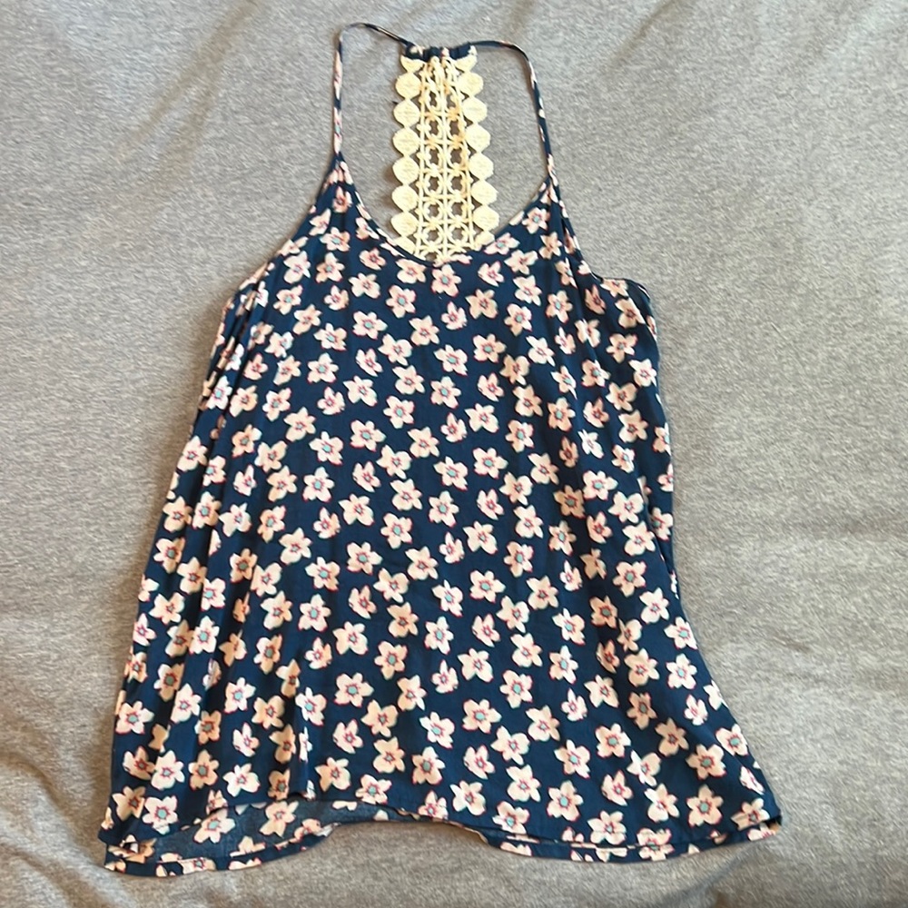 Junior’s Floral Tank
